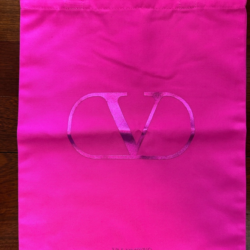 NIB Valentino Beauty Fuchsia Tote Bag - Picture 2 of 3